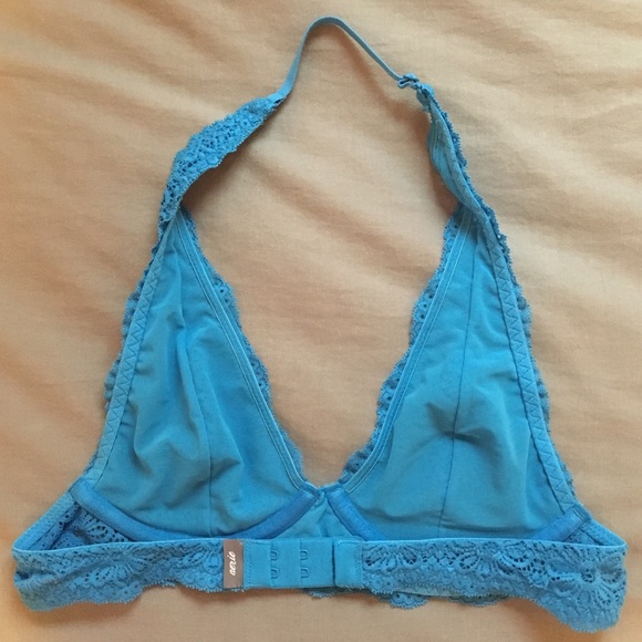 Aerie halter bralette - Picture 3 of 5